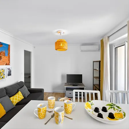 Joli Nid Apartment Menton