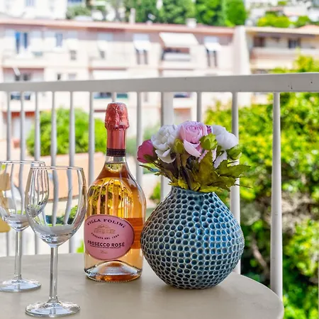 Apartment Joli Nid Menton